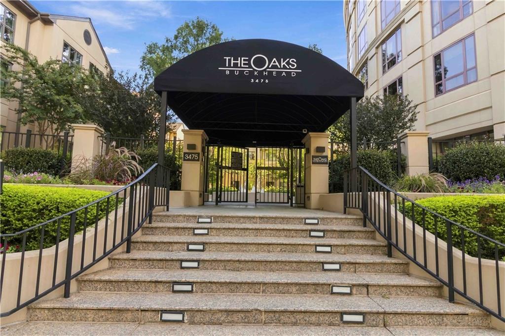 3475 OAK VALLEY RD. NE Unit 140