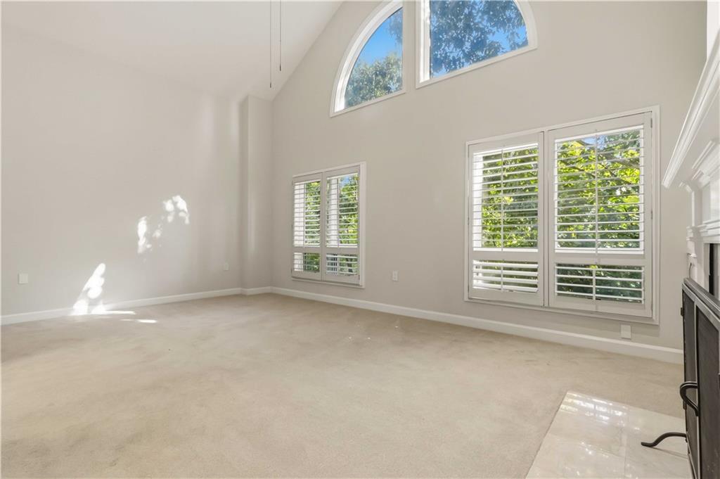 3475 OAK VALLEY RD. NE Unit 140