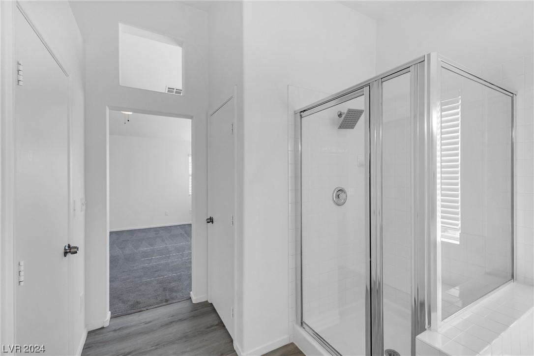 115 Zenith Point Avenue