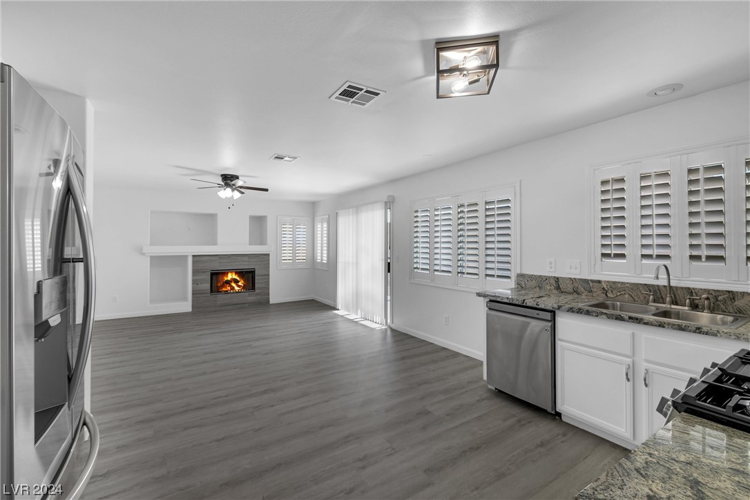 115 Zenith Point Avenue