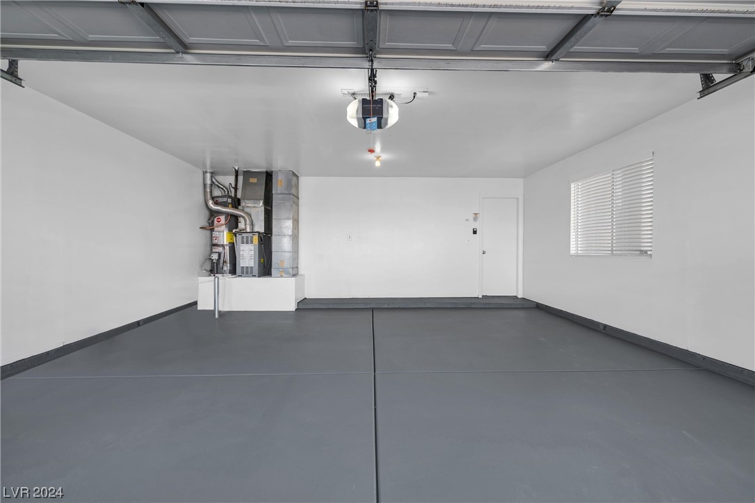 115 Zenith Point Avenue