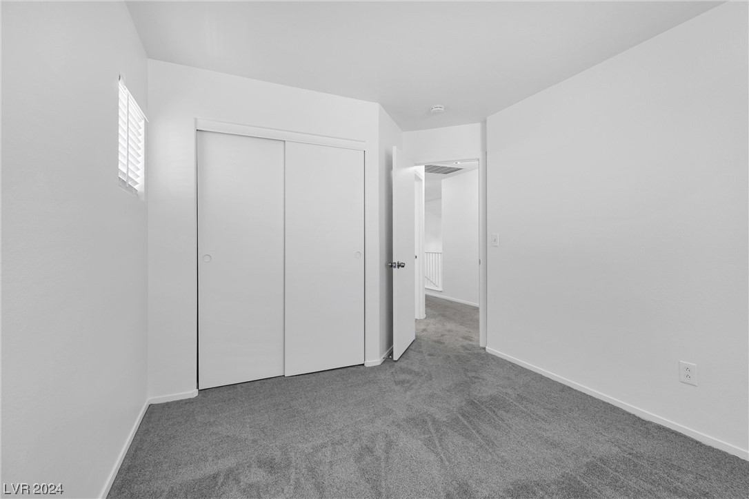 115 Zenith Point Avenue