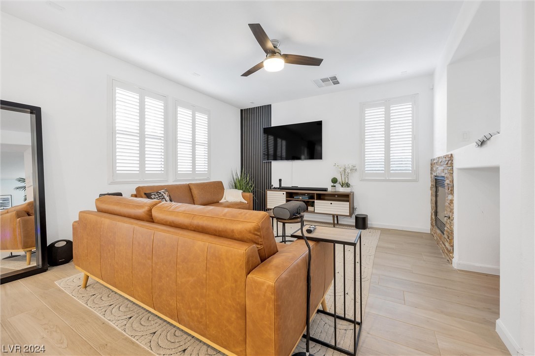 11127 Ash Mountain Street