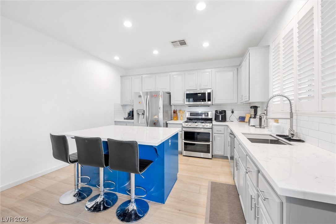 11127 Ash Mountain Street