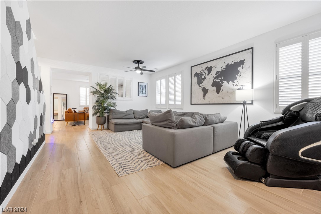 11127 Ash Mountain Street