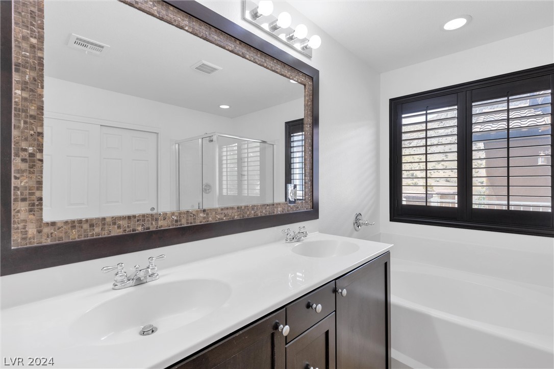 9387 Grand Sky Avenue