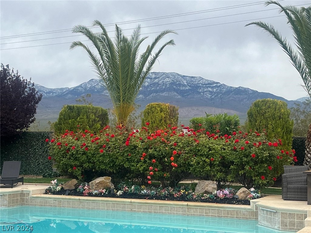 3815 North Mayfield Ranch Road