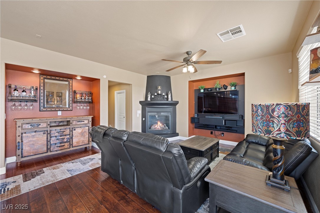 511 Via Ripagrande Avenue