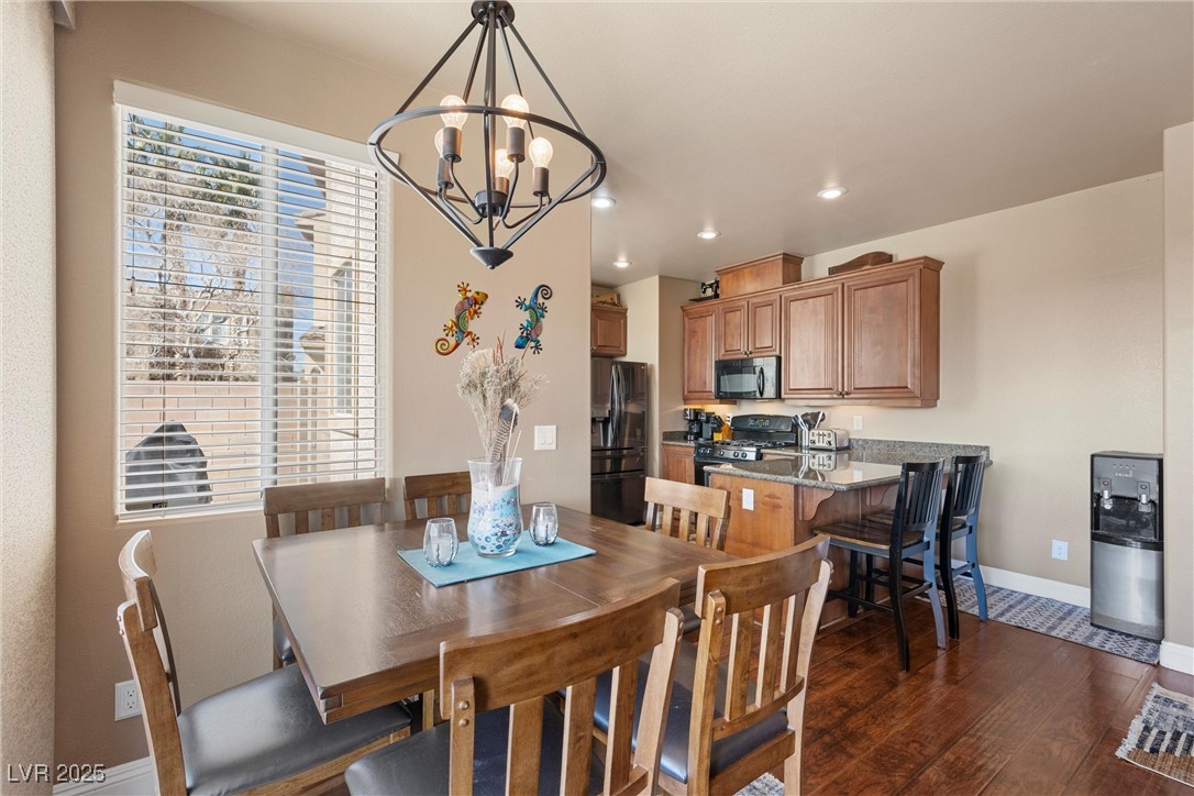 511 Via Ripagrande Avenue