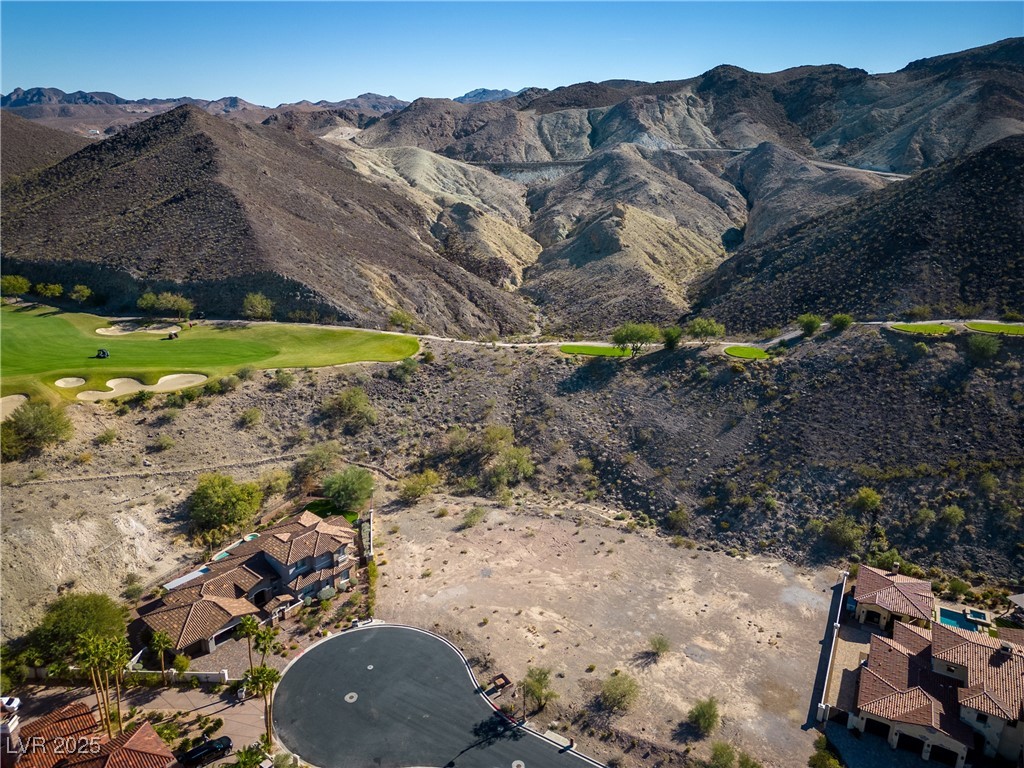 5 Via Vittorio Place