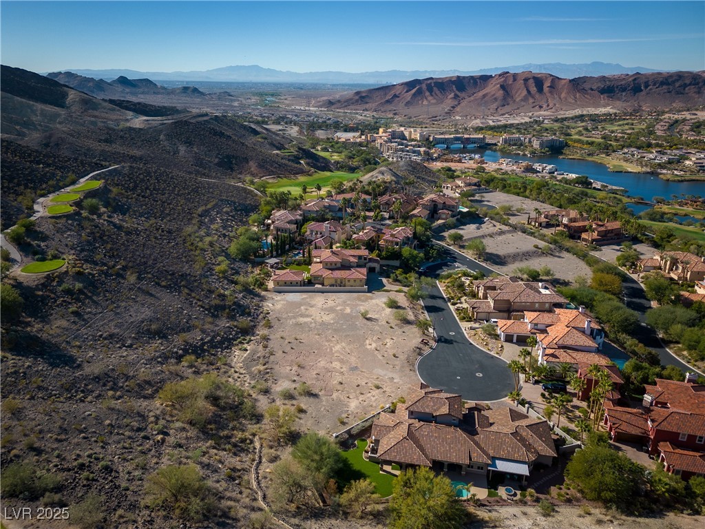 5 Via Vittorio Place