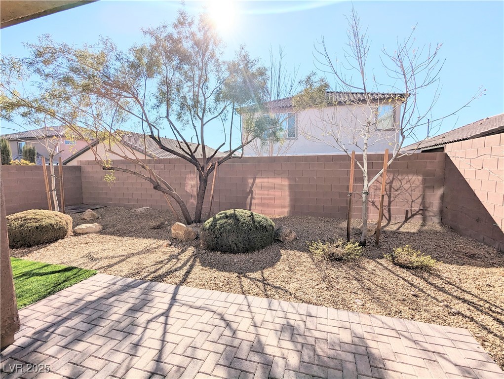 7011 AMAPA Road 0