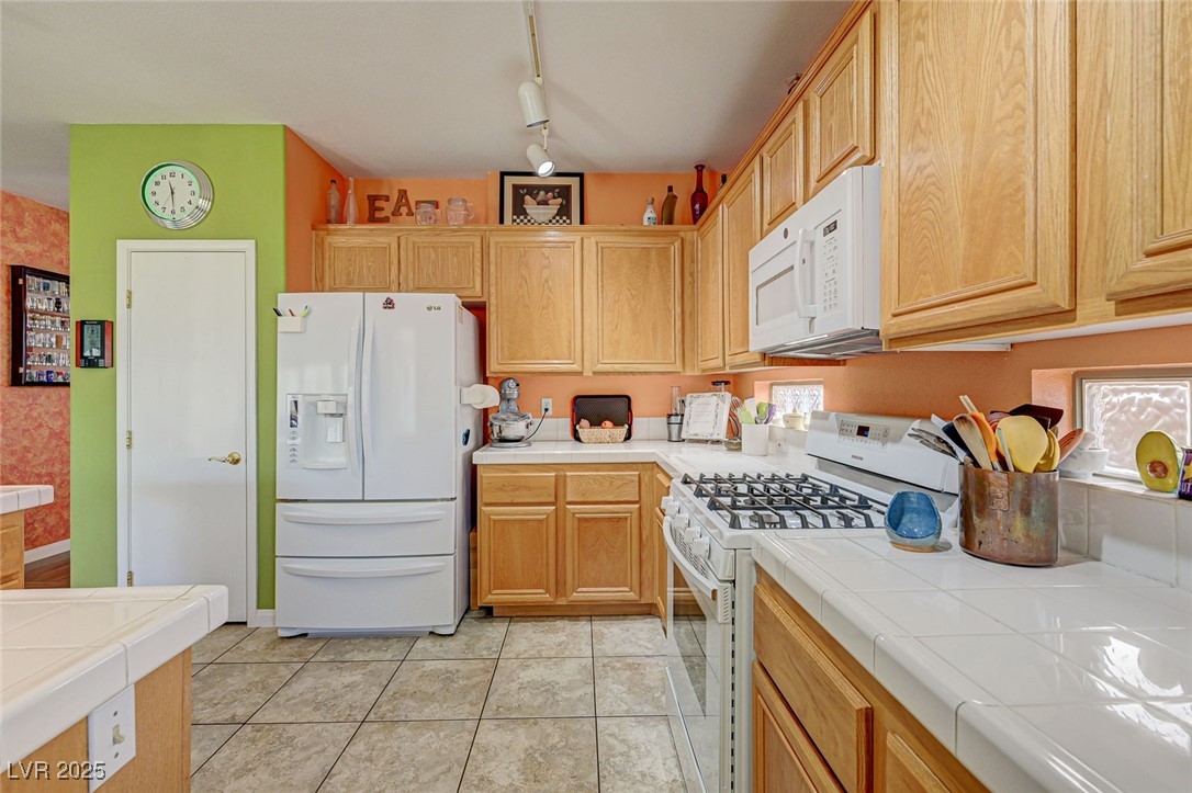 52 Blue Canyon Court