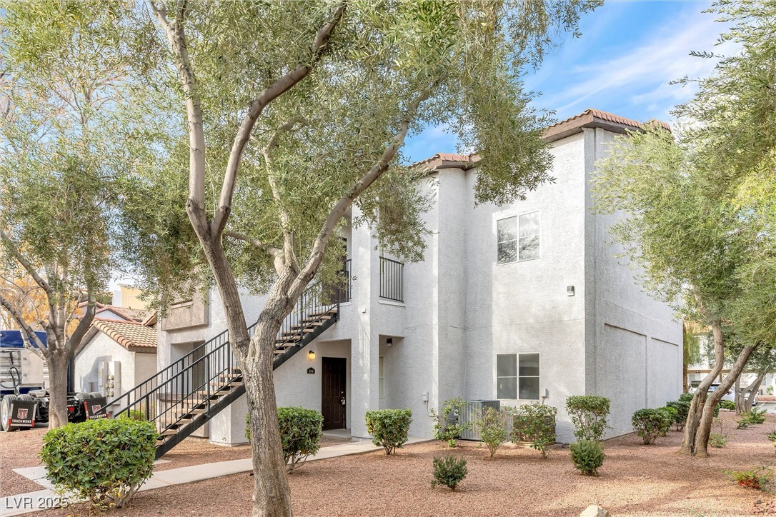 2615 West Gary Avenue 1041