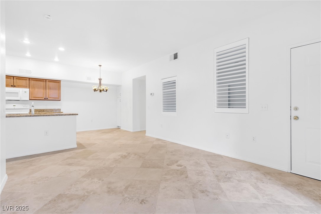 2615 West Gary Avenue 1041