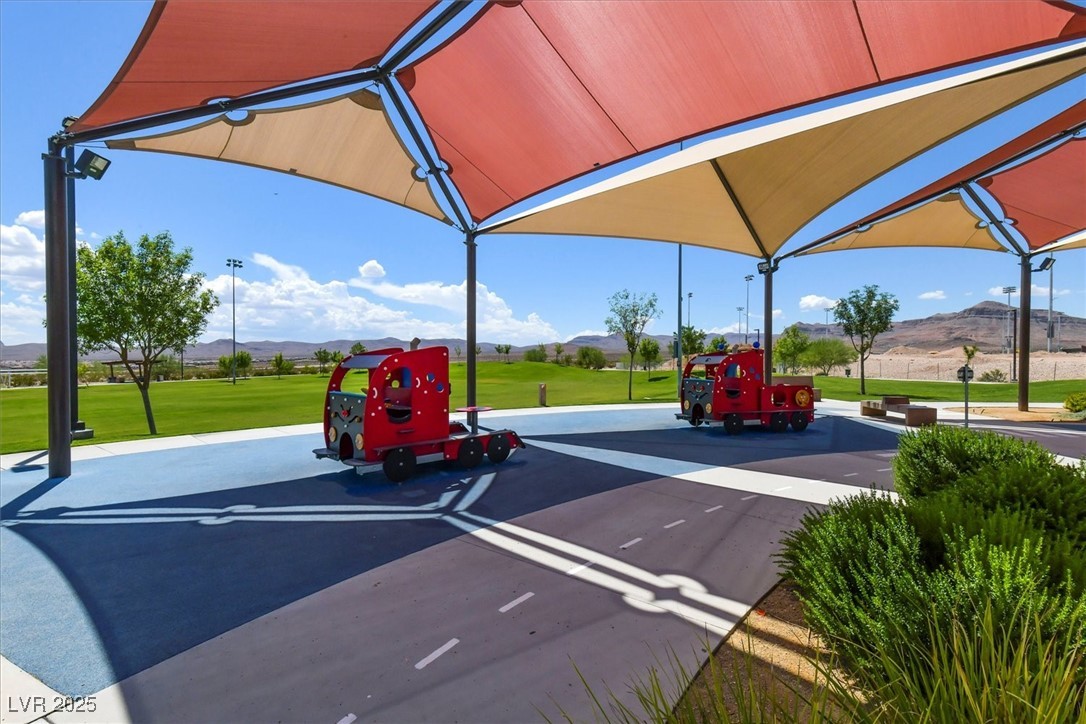 10042 Big Sur Mountain Street