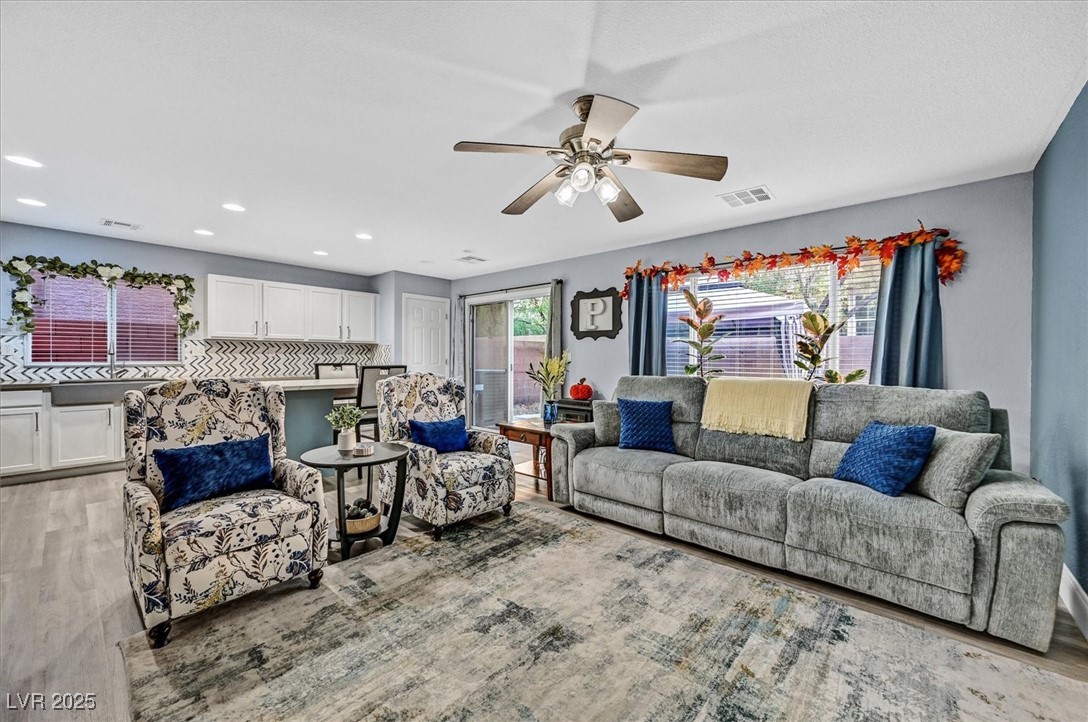 10042 Big Sur Mountain Street