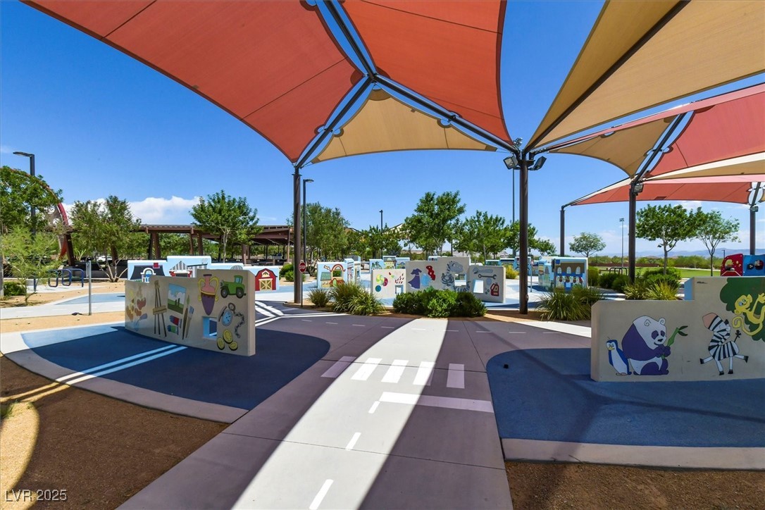 10042 Big Sur Mountain Street