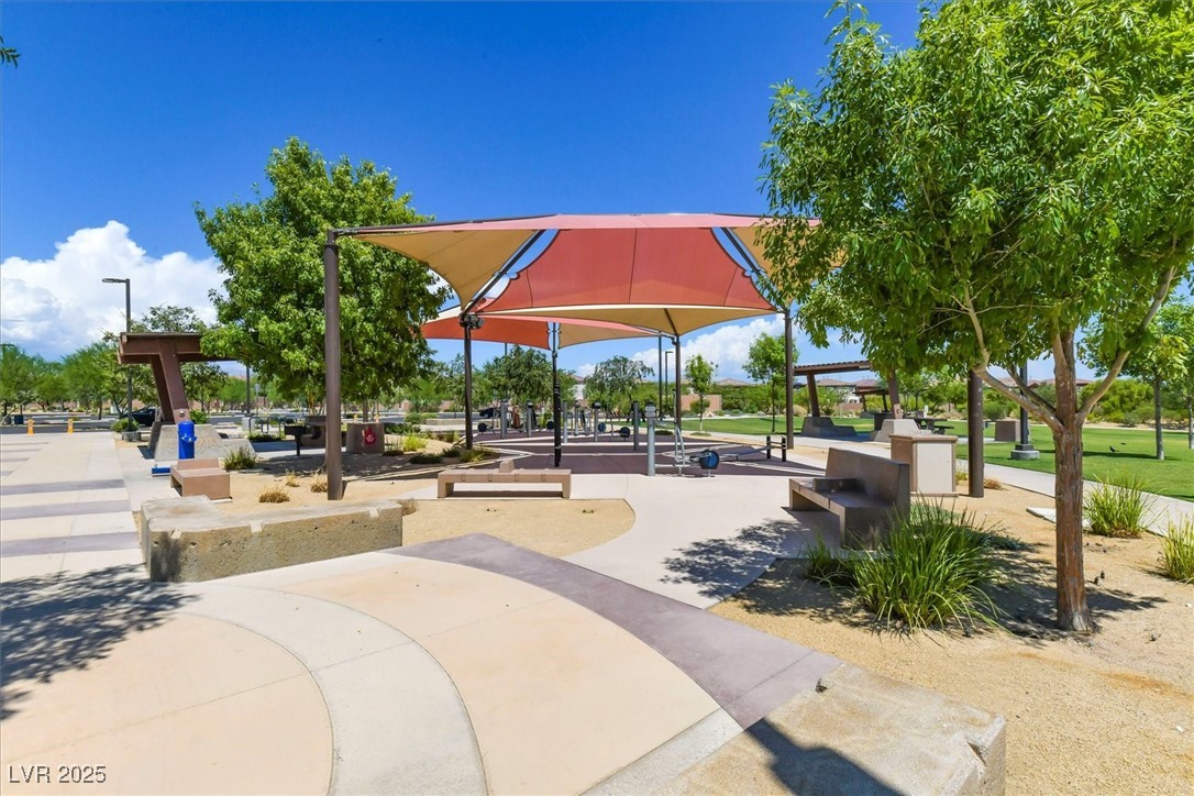 10042 Big Sur Mountain Street