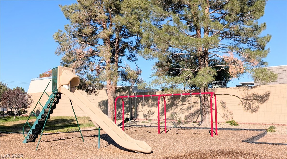 3708 Heritage Avenue