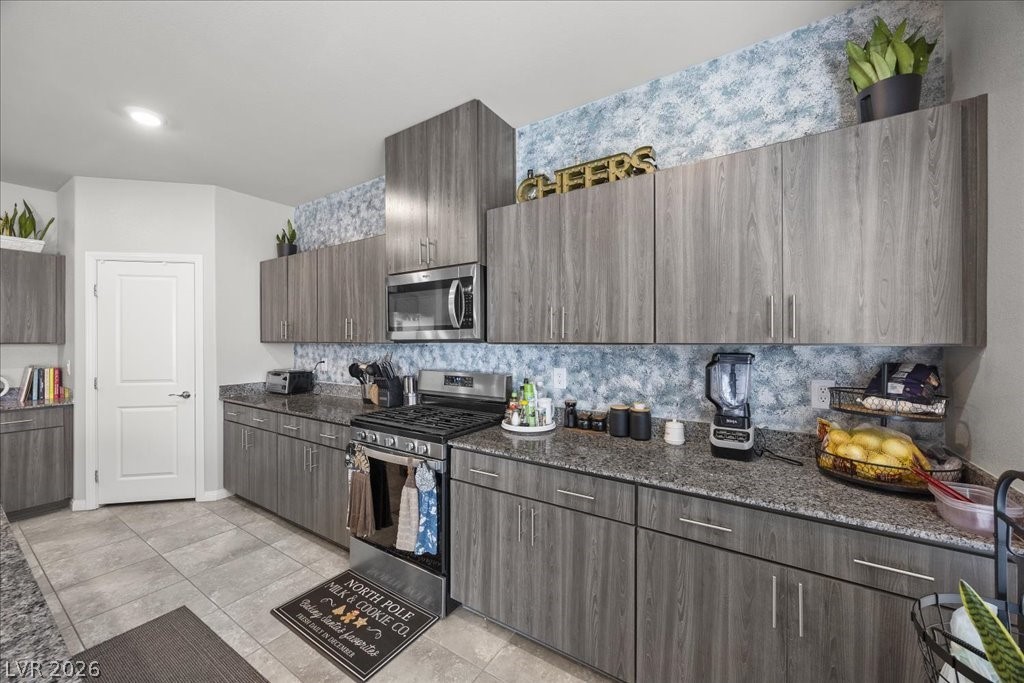 4563 Ginger Hills Avenue