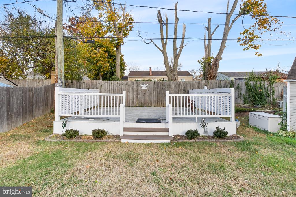 21 GENE AVE