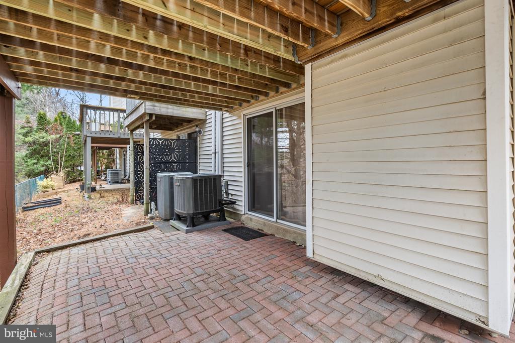 610 BENHAM COURT
