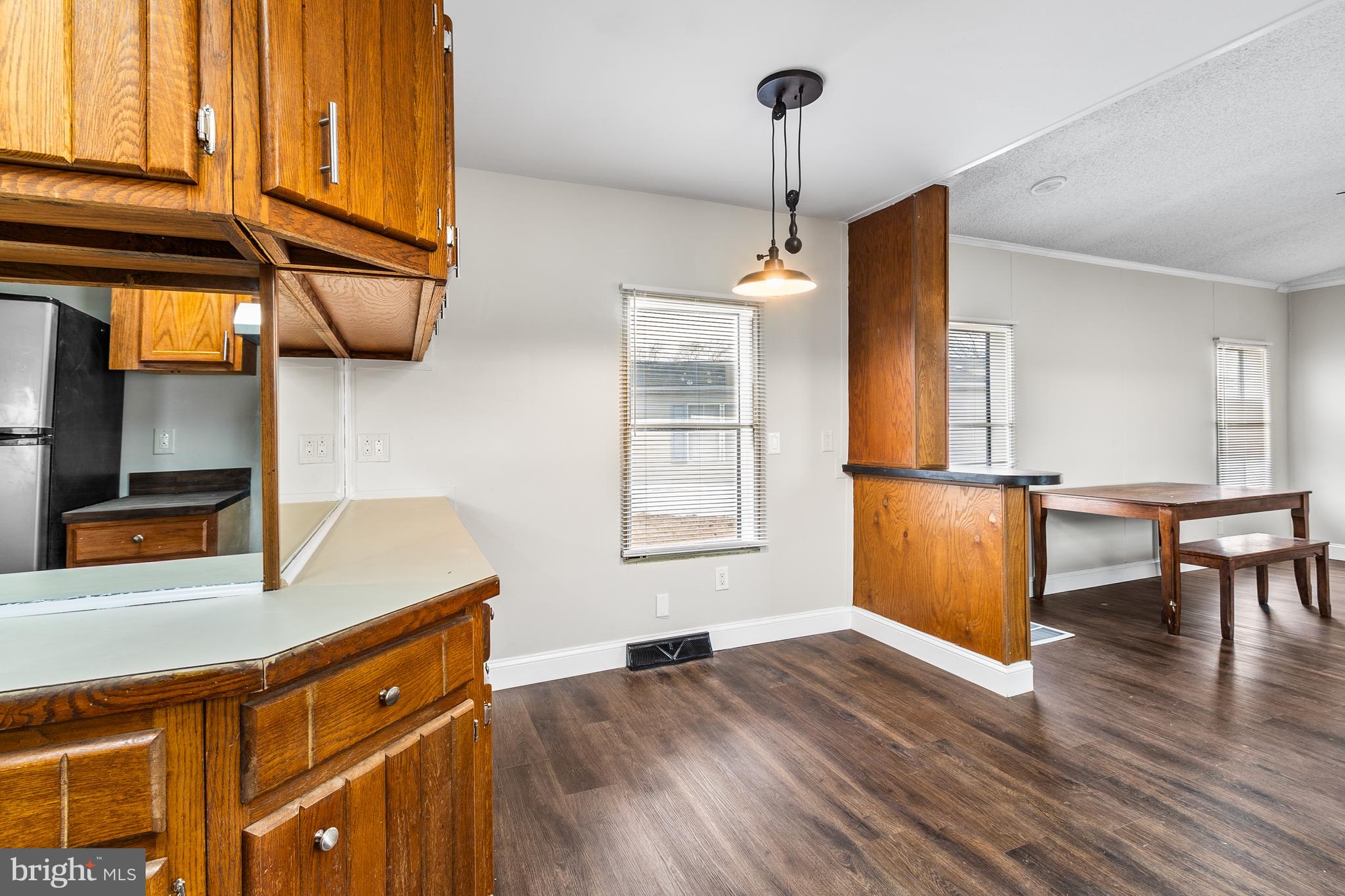 1211 DONNA MARIE WAY