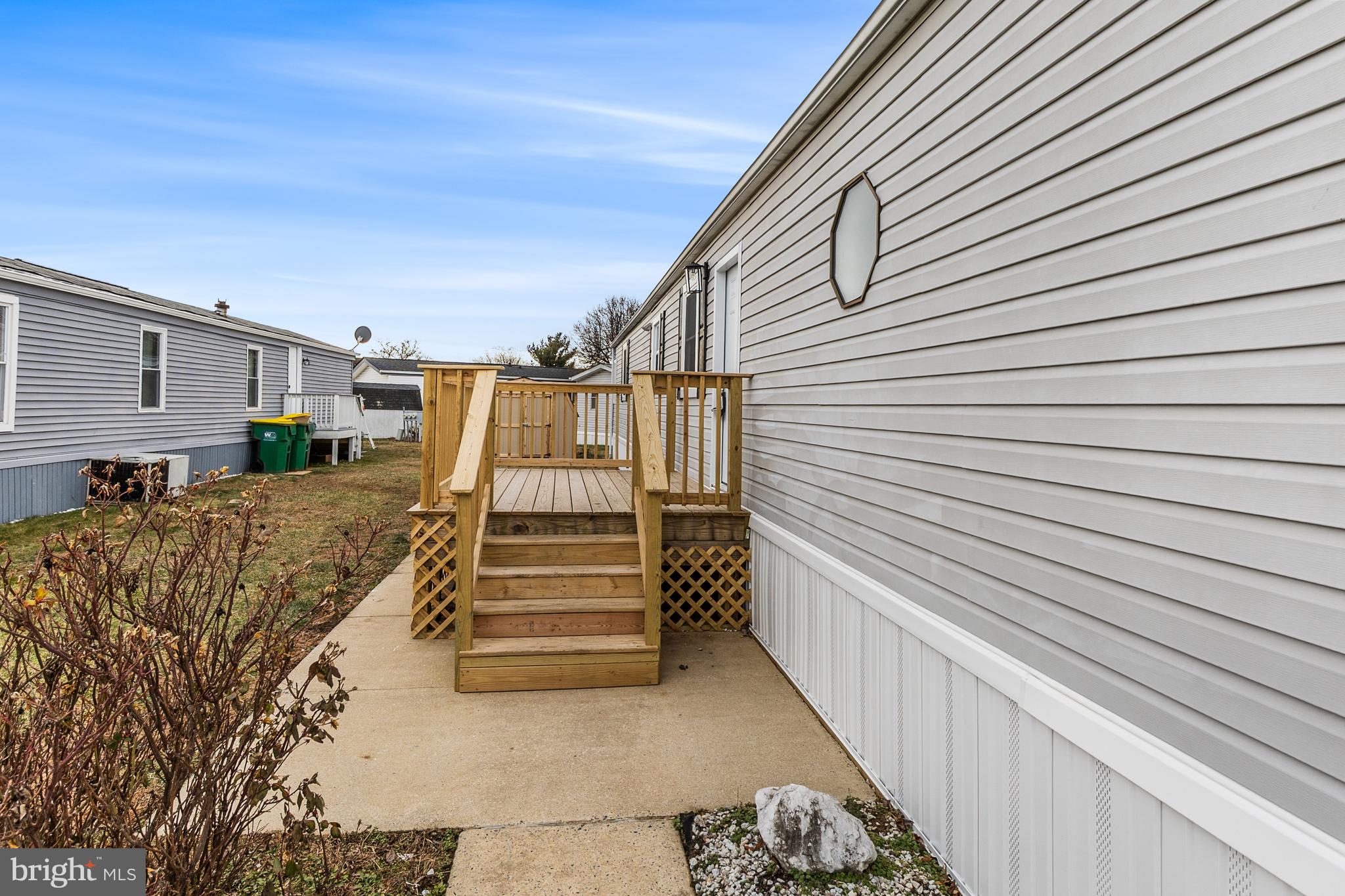 1211 DONNA MARIE WAY