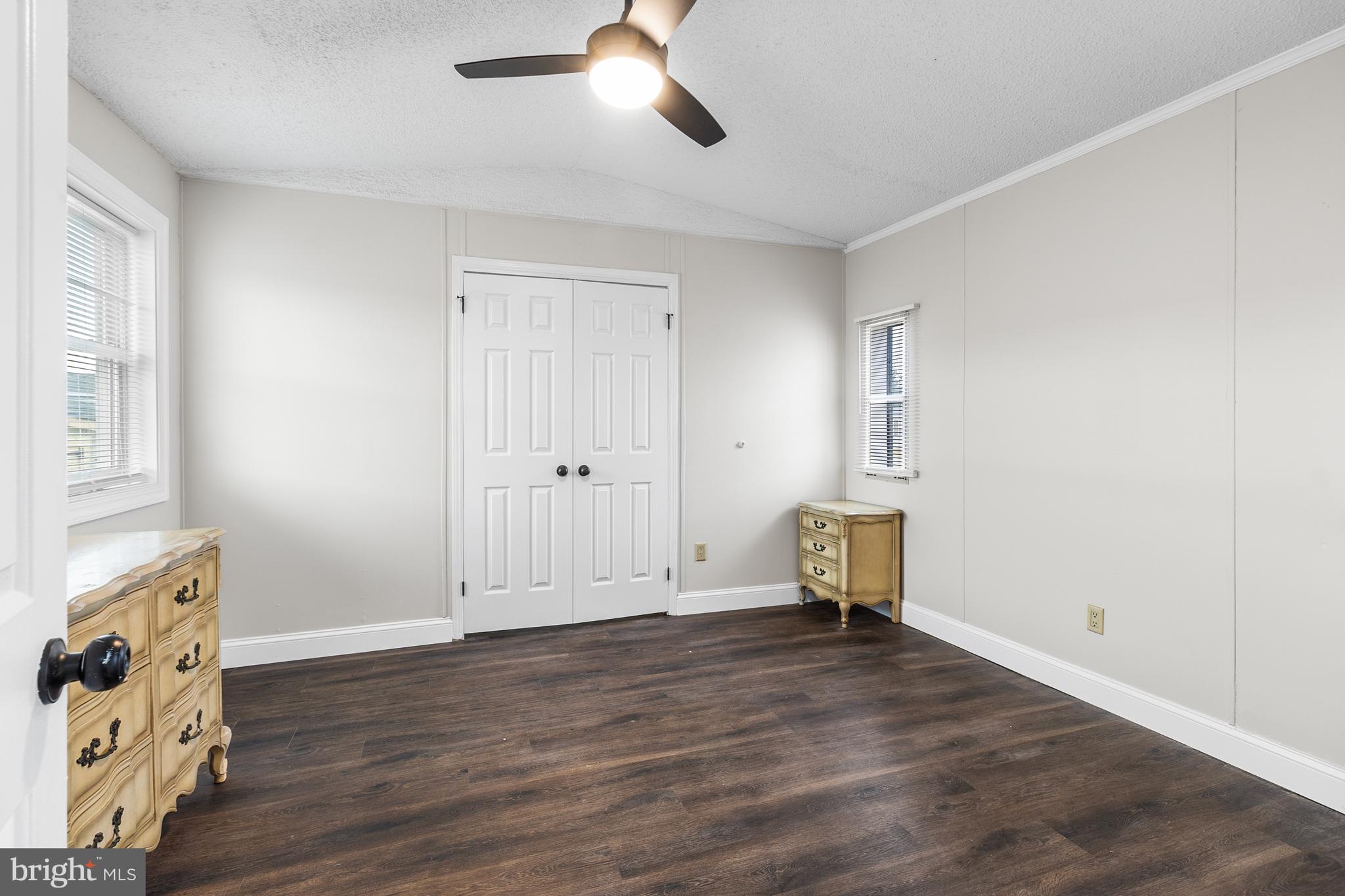 1211 DONNA MARIE WAY