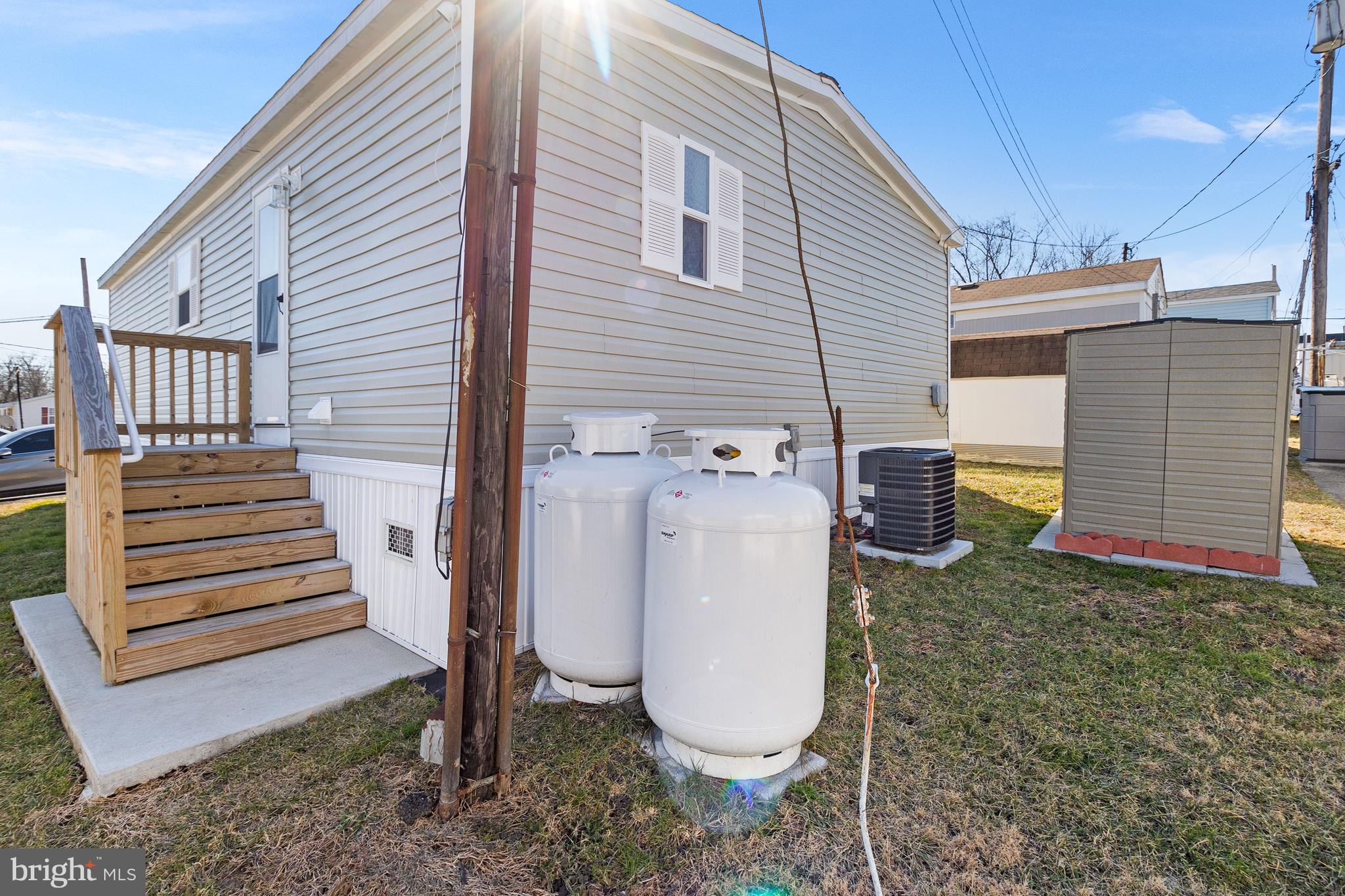 89 CEDAR STREET