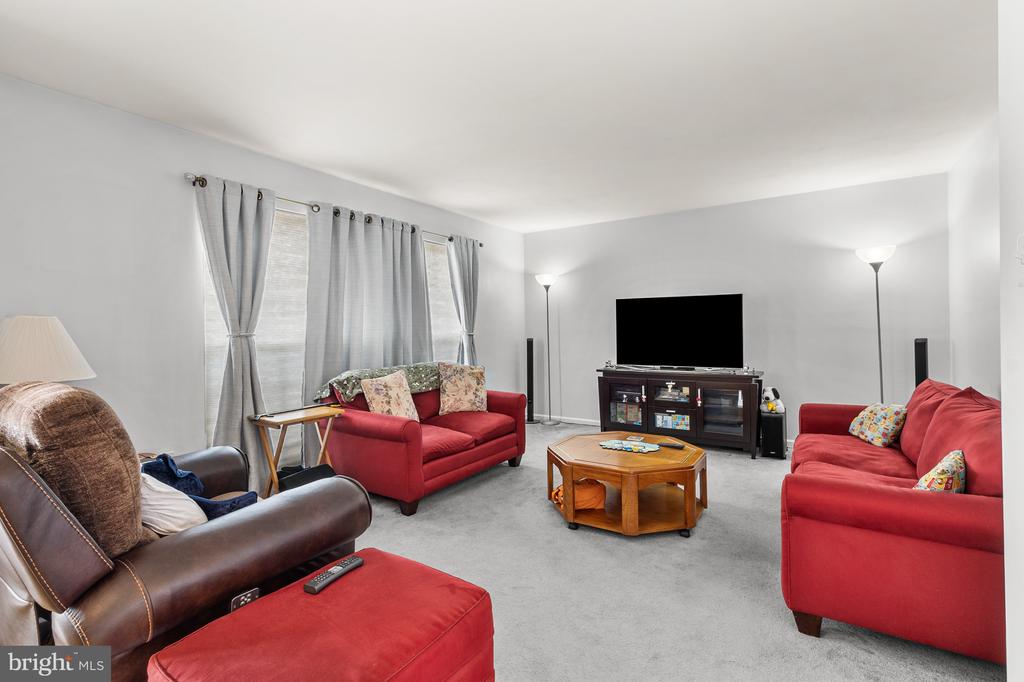 4 LEXTON ROAD