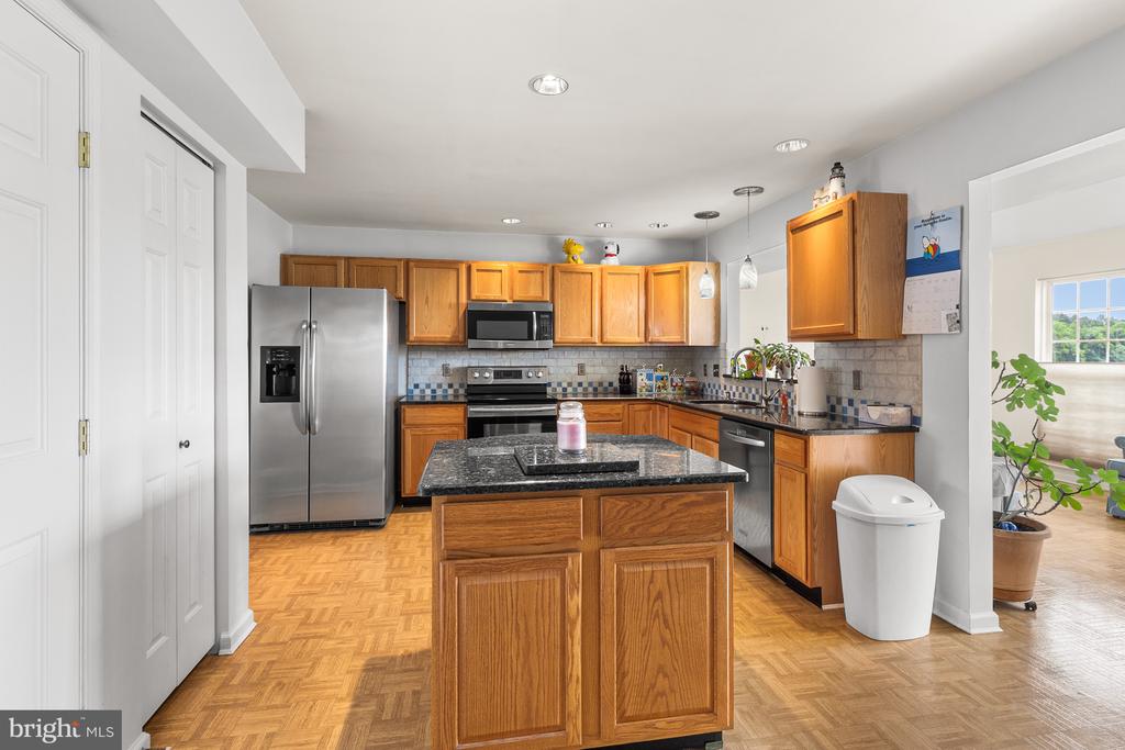 4 LEXTON ROAD
