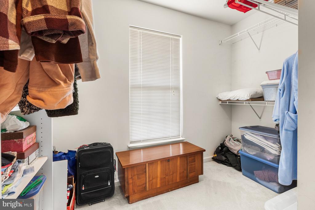 4 LEXTON ROAD