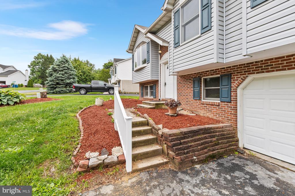 107 HIGHLAND DRIVE