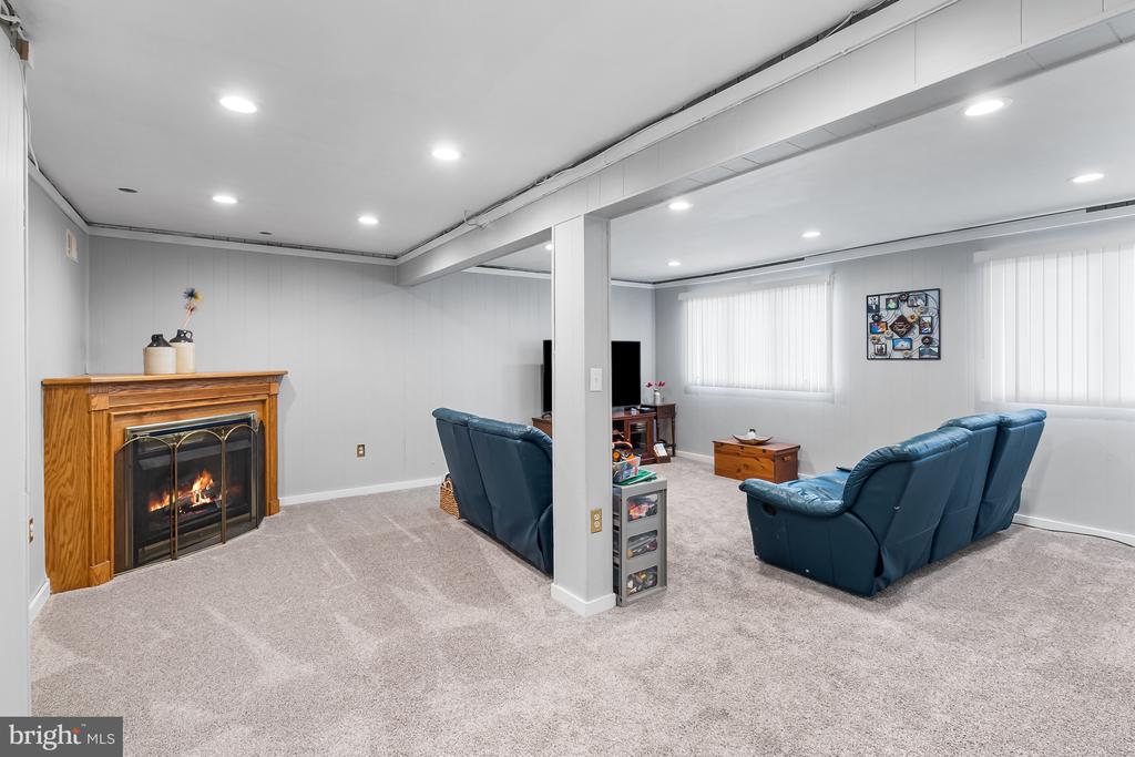 510 RIDGE AVENUE