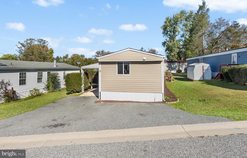 2 WESTVIEW WAY