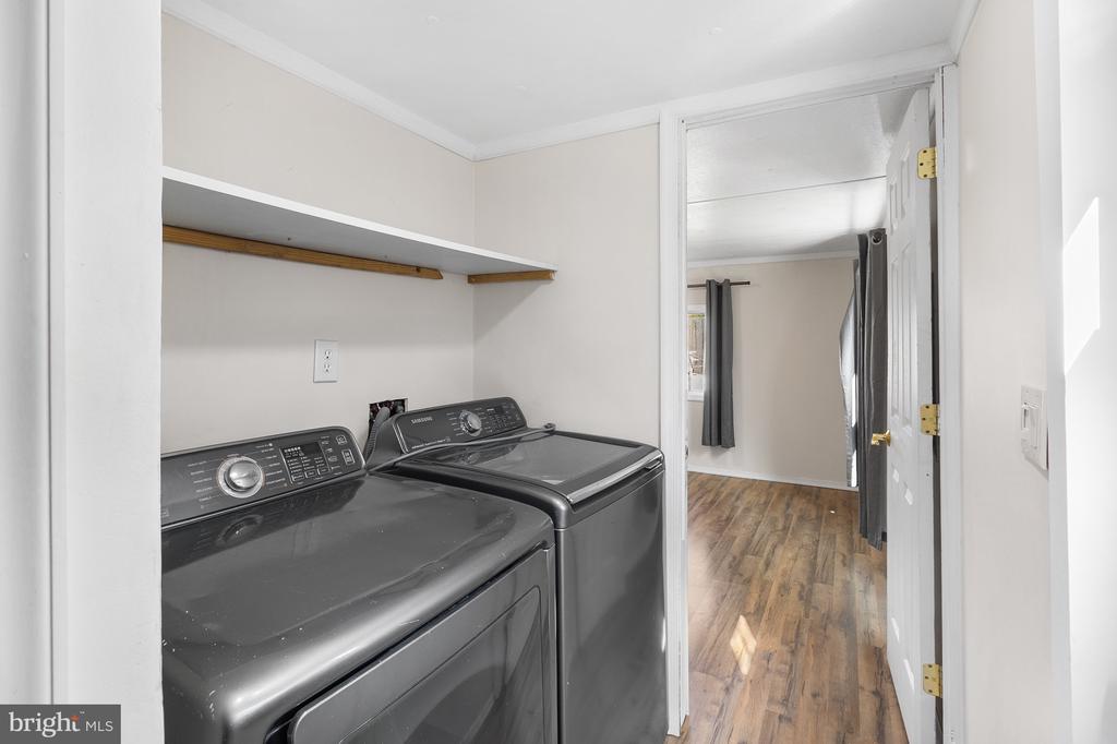 2 WESTVIEW WAY