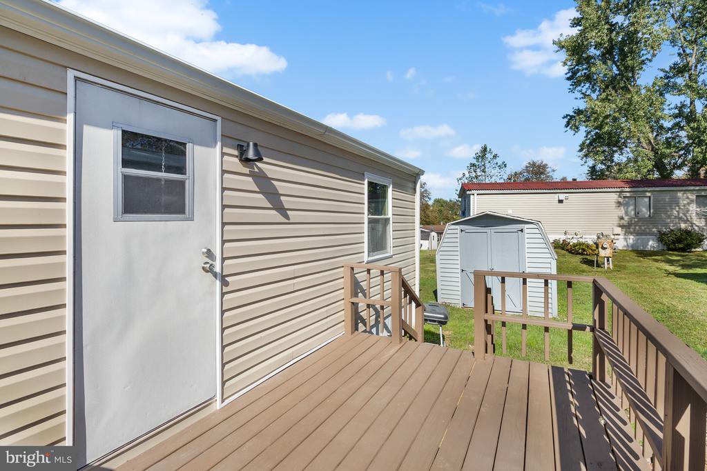 2 WESTVIEW WAY