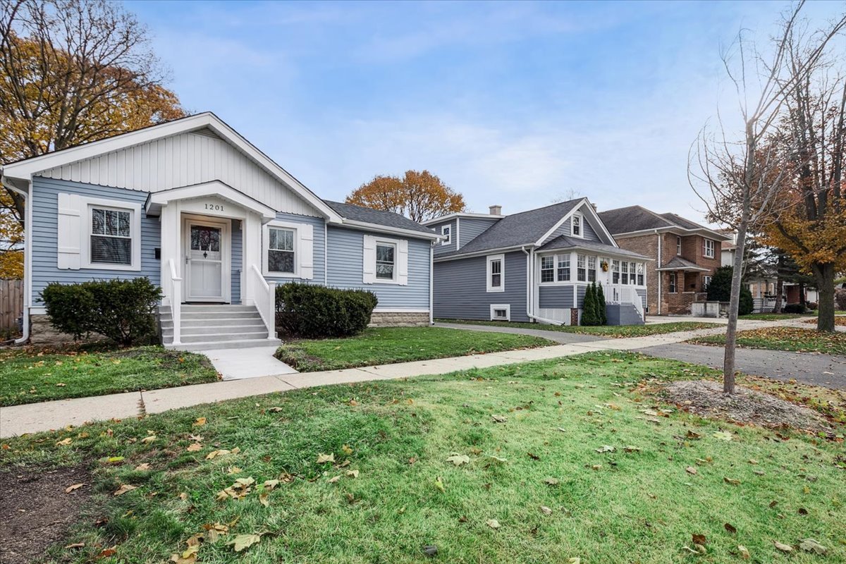 1201 N Mckinley Road