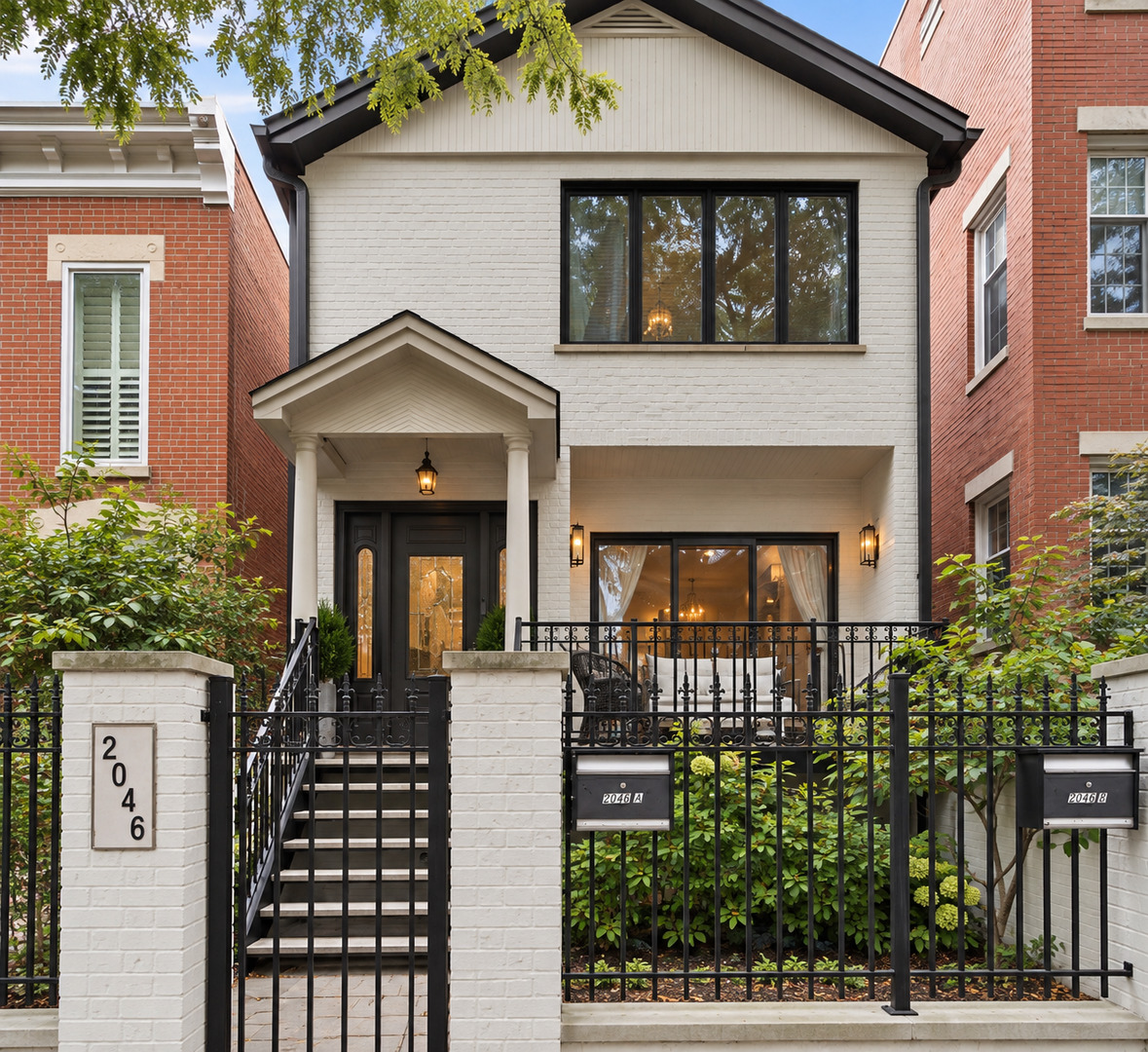 2046 N Racine Avenue Unit: a