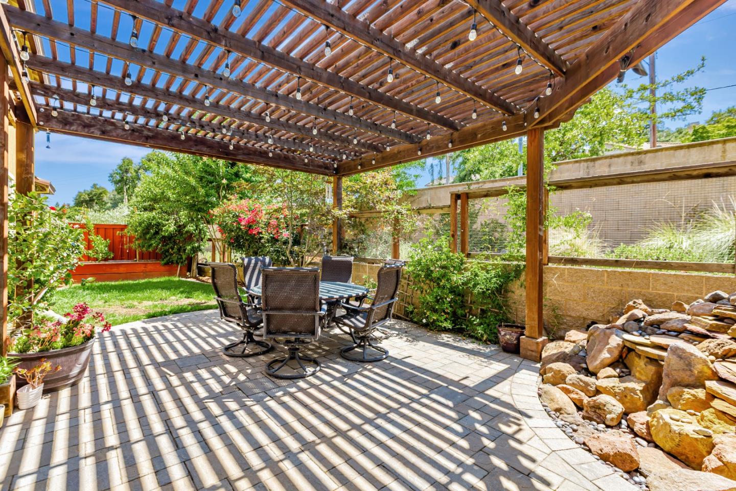 1802 Lavender Creek