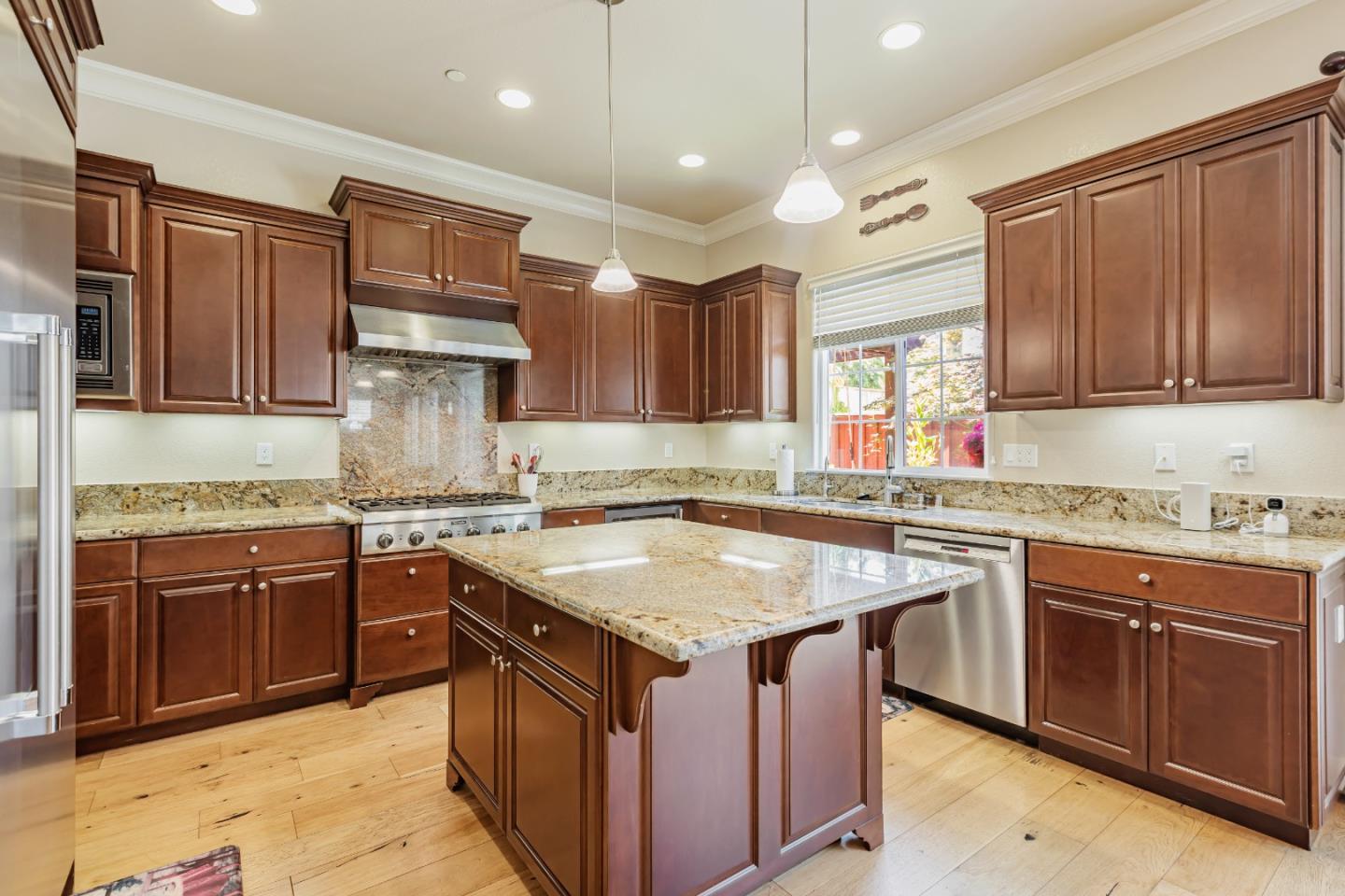 1802 Lavender Creek