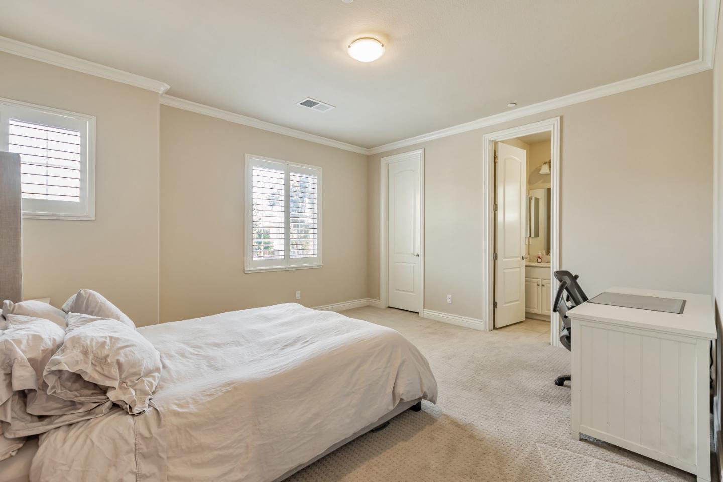 1802 Lavender Creek