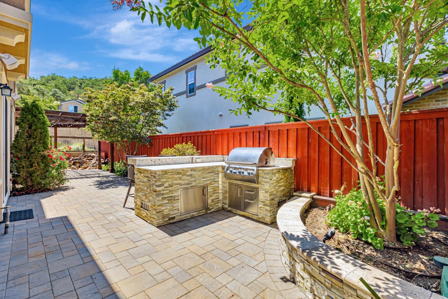 1802 Lavender Creek