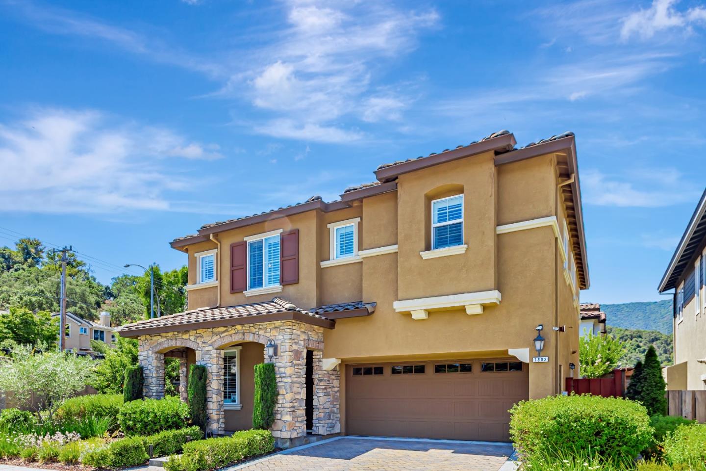 1802 Lavender Creek