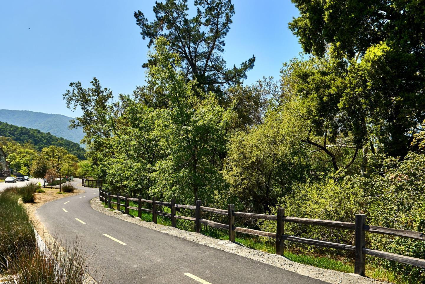 1802 Lavender Creek