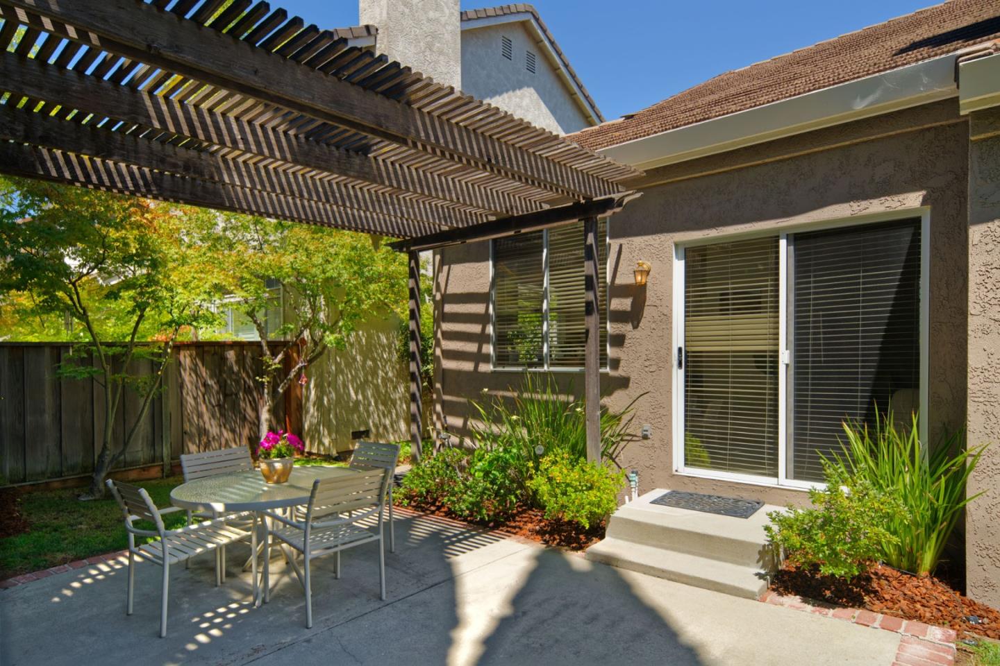 5633 Ravenna Court
