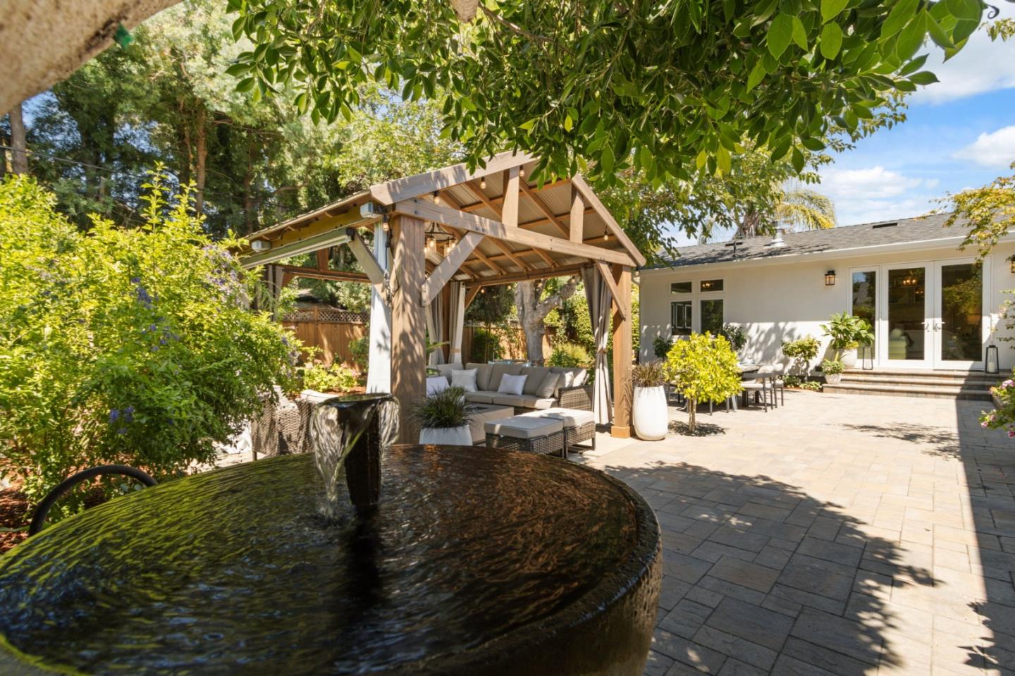 1415 Koch Lane