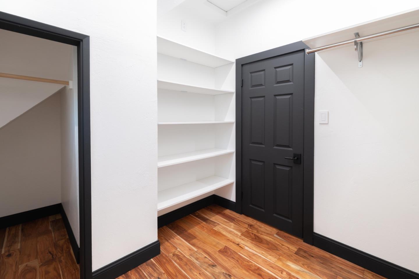135 Johnson AVE